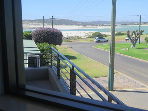 Kalbarri Riverfront Unit - Accommodation Rockhampton 4