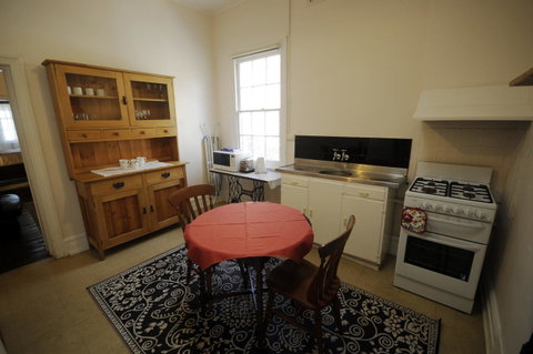 My Place Colonial Accommodation - Accommodation Rockhampton 16