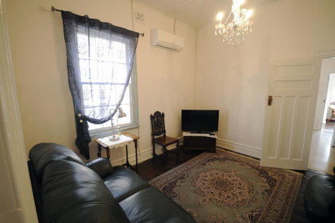 My Place Colonial Accommodation - Accommodation Rockhampton 19