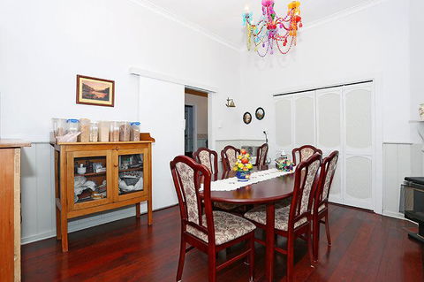Jacaranda Guest House - Accommodation Rockhampton 44