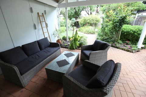 Jacaranda Guest House - Accommodation Rockhampton 28