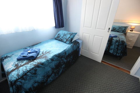 Jacaranda Guest House - Accommodation Rockhampton 4