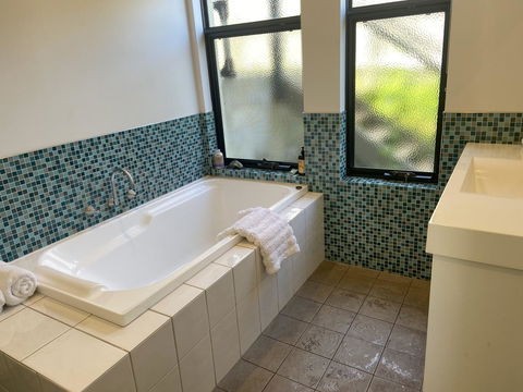 Rockpool - Accommodation Rockhampton 22