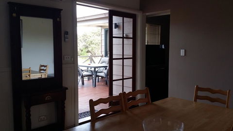 Chalets On Frenchman - Accommodation Rockhampton 5
