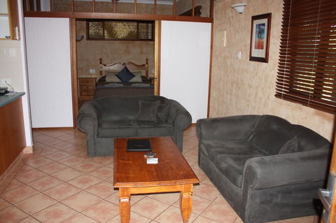 Apartments At Blue Seas Resort - Accommodation Rockhampton 5