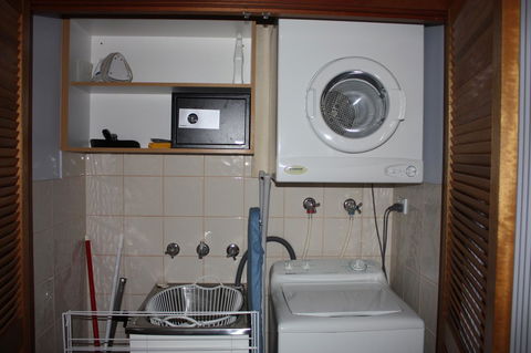 Apartments At Blue Seas Resort - Accommodation Rockhampton 9