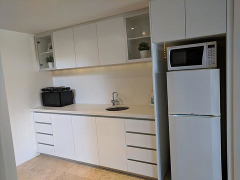 Riverside Retreat - Accommodation Rockhampton 7