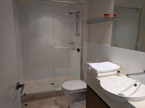 Riverside Retreat - Accommodation Rockhampton 11