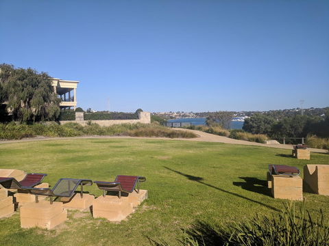 Riverside Retreat - Accommodation Rockhampton 4