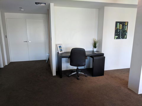 Riverside Retreat - Accommodation Rockhampton 3
