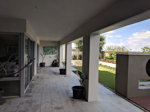 Riverside Retreat - Accommodation Rockhampton 6