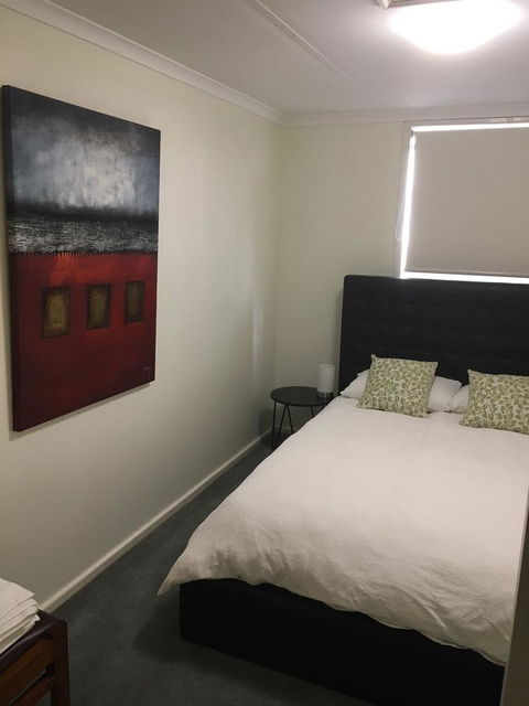 The Cottage That Could - Accommodation Rockhampton 9