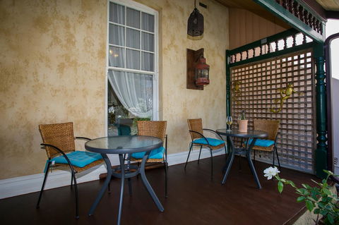 Danum House - Accommodation Rockhampton 17