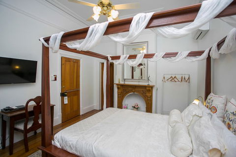 Danum House - Accommodation Rockhampton 12