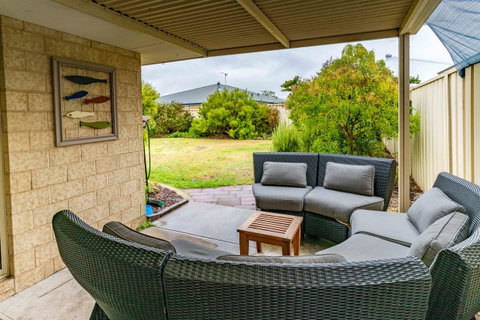 Indoyo Retreat - Accommodation Rockhampton 13