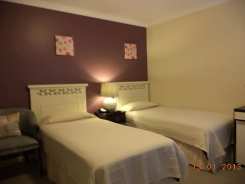 Arcadian Bed & Breakfast - Accommodation Rockhampton 3