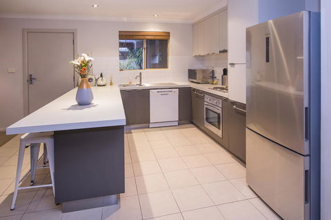 Boardwalk - Accommodation Rockhampton 11