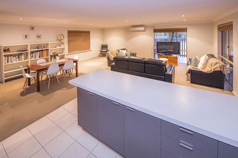 Boardwalk - Accommodation Rockhampton 10