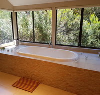 Jarrah Grove Forest Retreat - Accommodation Rockhampton