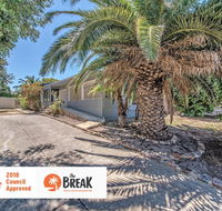 Panoramique Holiday Home With a View - Accommodation Rockhampton