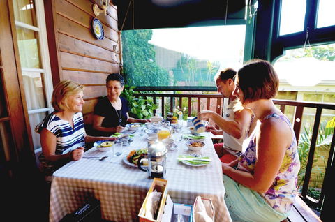 RoseMoore Bed & Breakfast - Accommodation Rockhampton 8