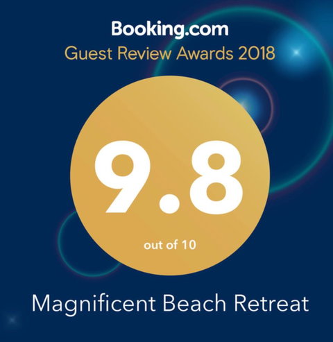 Magnificent Beach Retreat - Accommodation Rockhampton 0