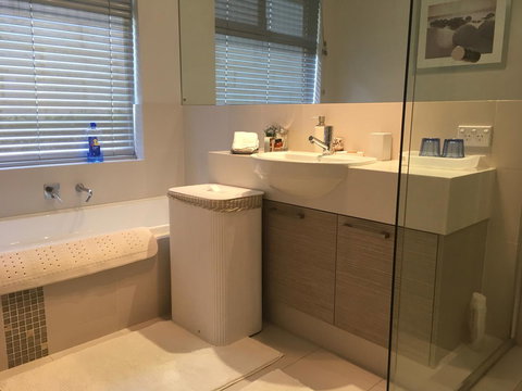 Magnificent Beach Retreat - Accommodation Rockhampton 20