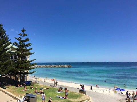 SEA BREEZE â€“ Between Cottesloe Beach & Swan River - Accommodation Rockhampton 14