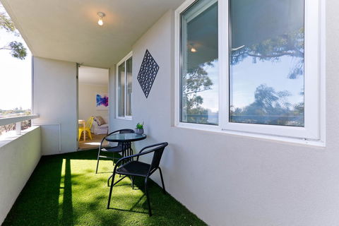 SEA BREEZE â€“ Between Cottesloe Beach & Swan River - Accommodation Rockhampton 2
