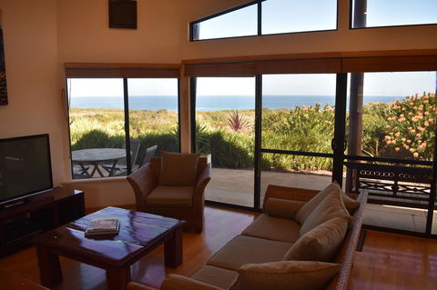 Redgate Beach Escape - Accommodation Rockhampton 1