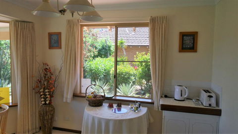 Eleebana Guest House - Accommodation Rockhampton 28