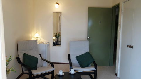 Eleebana Guest House - Accommodation Rockhampton 6