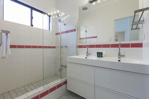 Cottesloe Sea Salt Abode - Executive Escapes - Accommodation Rockhampton 11