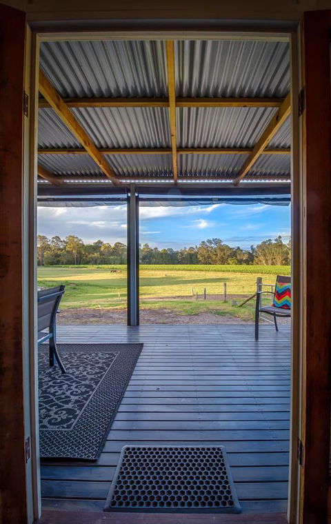 Windfall Estate Vineyard Cottage - Accommodation Rockhampton 3
