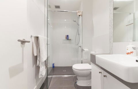 Perth Luxury City Apartment- Free Parking - Accommodation Rockhampton 1