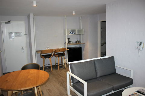 Atrium Hotel Mandurah - Accommodation Rockhampton 12