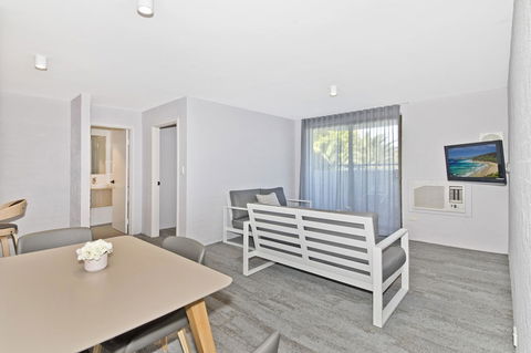 Atrium Hotel Mandurah - Accommodation Rockhampton 25