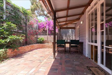 Laneway Studio, Heart Of Fremantle - Accommodation Rockhampton 7