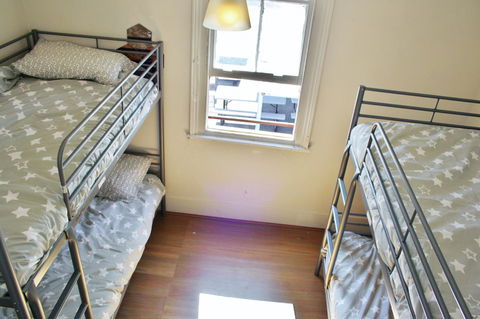 The Hive Hostel - Traveler Friendly, Passport Only - Accommodation Rockhampton 39