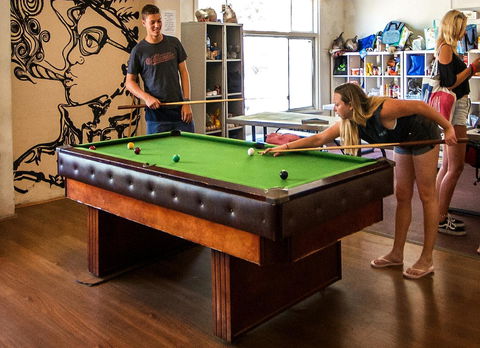 The Hive Hostel - Traveler Friendly, Passport Only - Accommodation Rockhampton 0