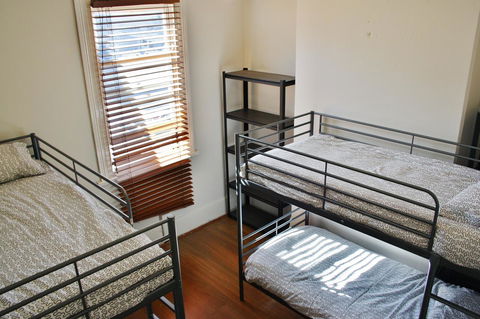 The Hive Hostel - Traveler Friendly, Passport Only - Accommodation Rockhampton 34