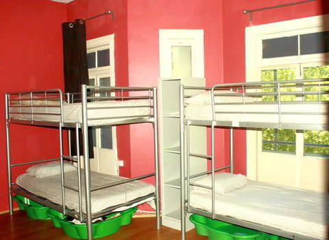 The Hive Hostel - Traveler Friendly, Passport Only - Accommodation Rockhampton 22