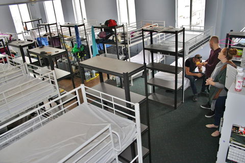 The Hive Hostel - Traveler Friendly, Passport Only - Accommodation Rockhampton 42