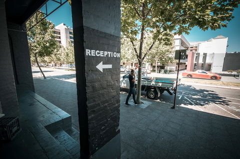 The Hive Hostel - Traveler Friendly, Passport Only - Accommodation Rockhampton 13