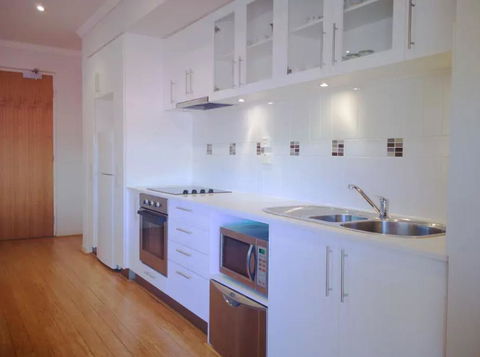 Outram St Apartment - Accommodation Rockhampton 7