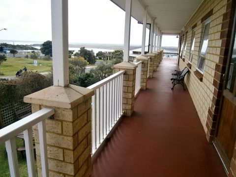 Baywatch Retreat Augusta - Accommodation Rockhampton 28