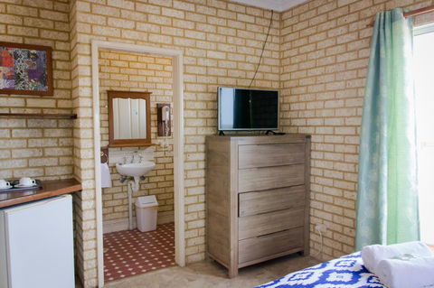 Baywatch Retreat Augusta - Accommodation Rockhampton 8