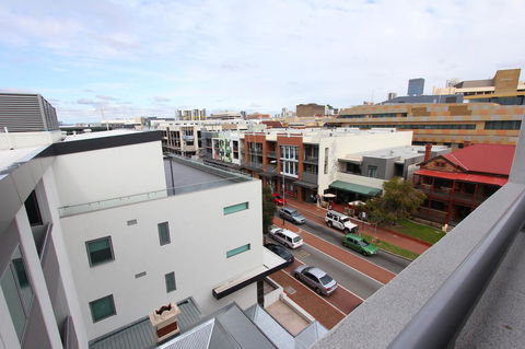 188 Apartments - Accommodation Rockhampton 24