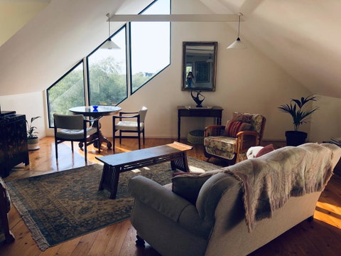 Orion Studio With Ocean Views - Accommodation Rockhampton 15