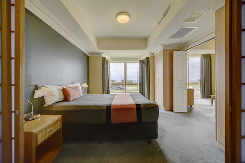 The Jetty Resort - Accommodation Rockhampton 21